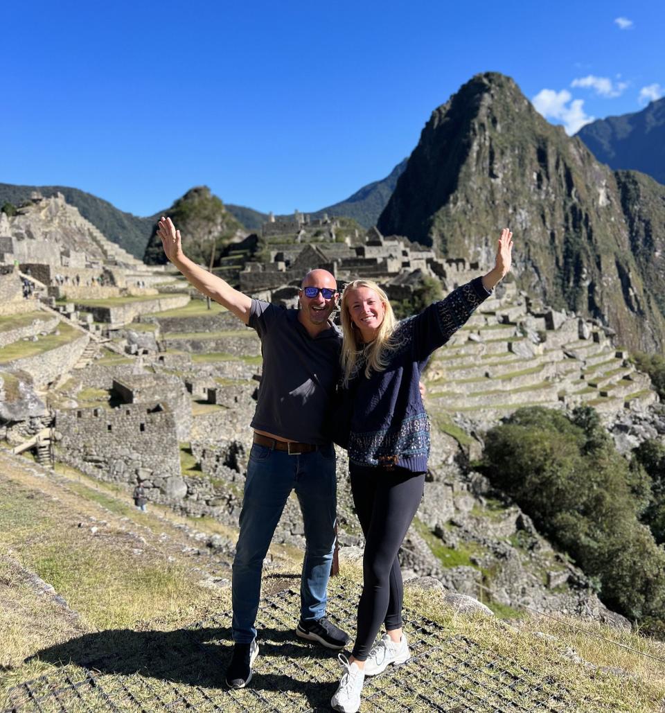 Una de las ventajas del trabajo de Jasmijn y Jorrit es que pueden explorar el mundo juntos. En la foto, en Machu Picchu, Perú. Crédito: Jorrit van Waalwijk van Doorn y Jasmijn van Waalwijk van Doorn