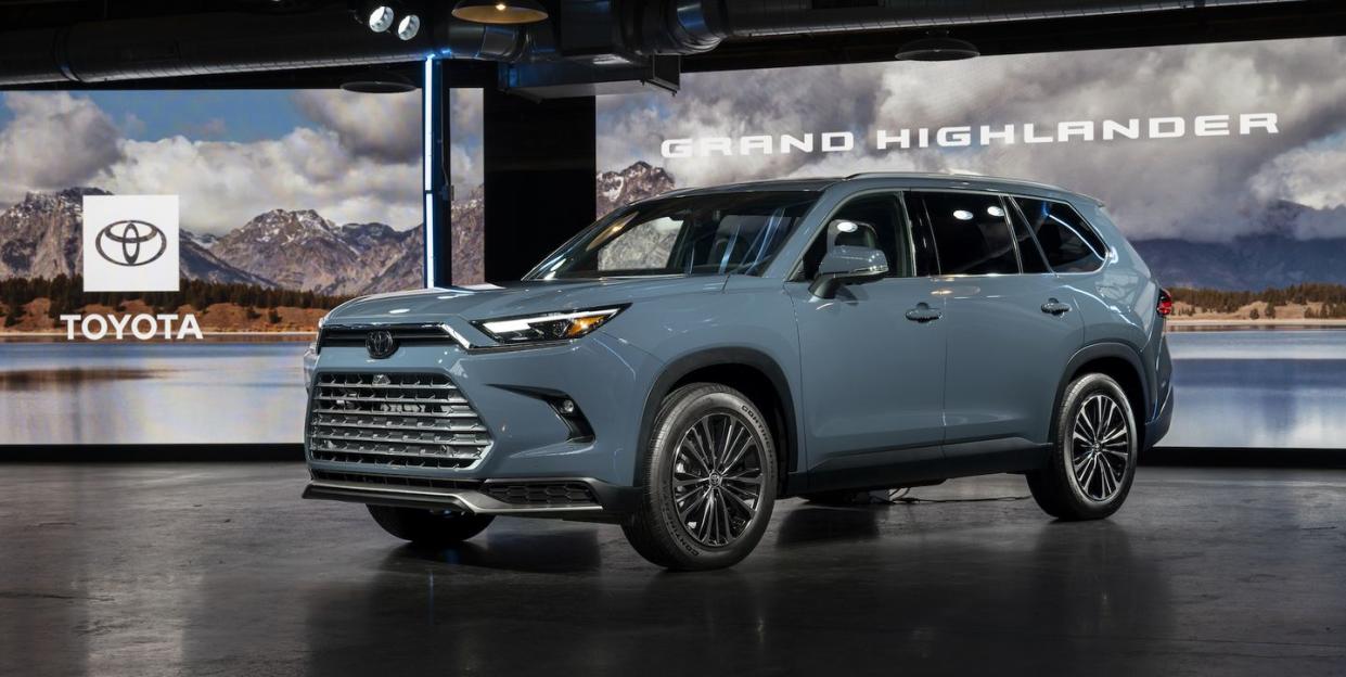 2024 toyota grand highlander