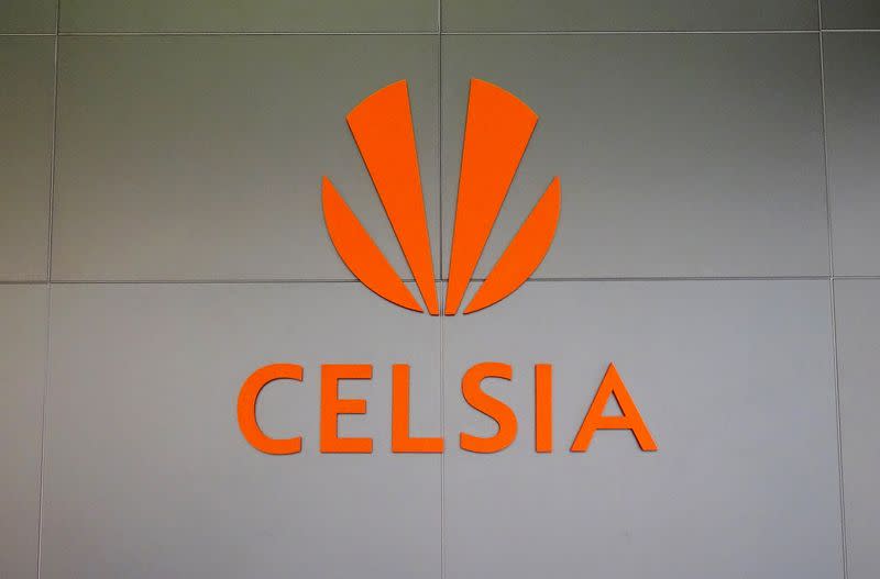 Foto de archivo. El logo de Celsia se ve en la sede de la empresa en Medellín