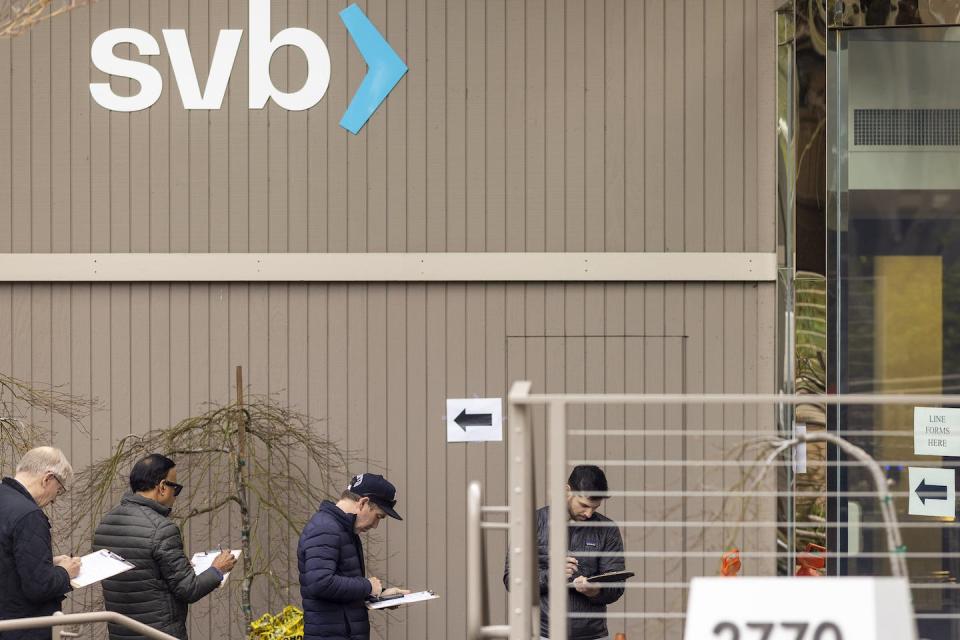 Most of the SVB bank failure drama occurred online rather than in person. <a href="https://www.gettyimages.com/detail/news-photo/people-wait-for-service-outside-silicon-valley-bank-in-news-photo/1248284116?adppopup=true" rel="nofollow noopener" target="_blank" data-ylk="slk:John Brecher for The Washington Post via Getty Images;elm:context_link;itc:0;sec:content-canvas" class="link ">John Brecher for The Washington Post via Getty Images</a>