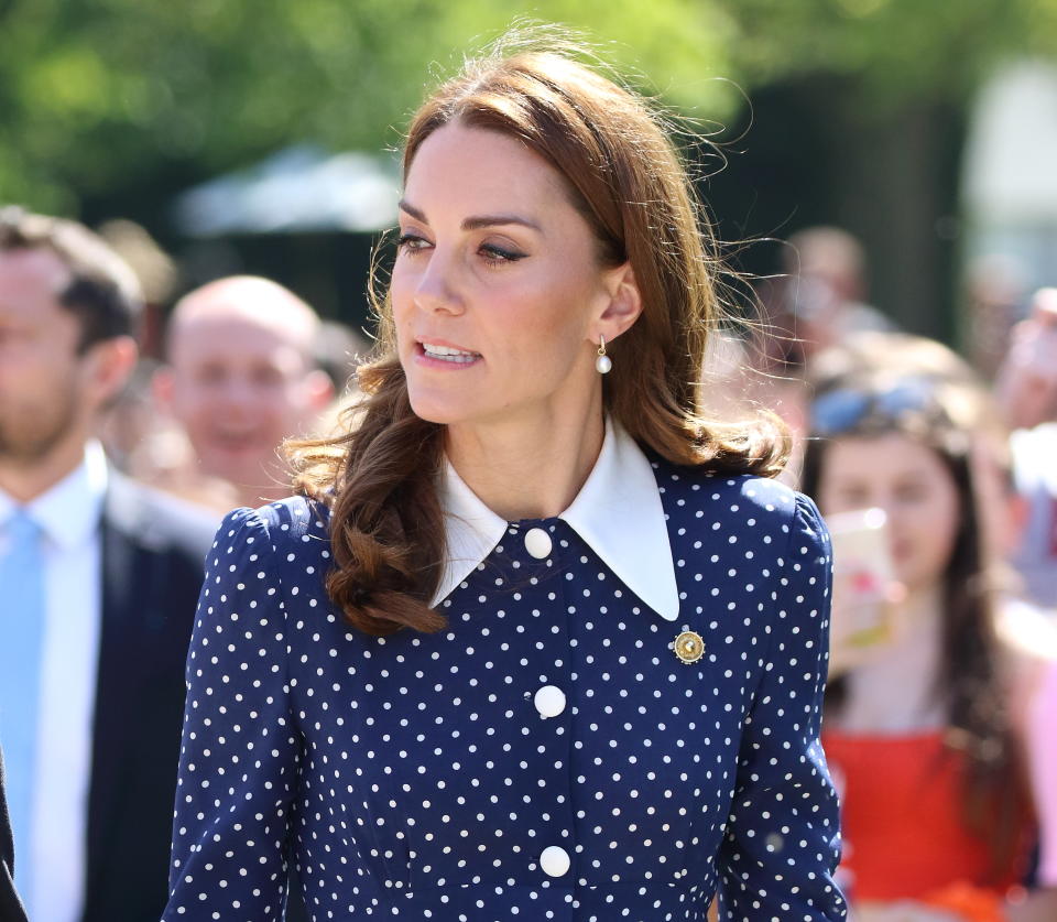 BLETCHLEY, BUCKINGHAMSHIRE, UNITED KINGDOM - 2019/05/14: Kate Middleton, Duchess of Cambridge seen arriving at the D-Day exhibition at Bletchley Park, England. (Photo by Keith Mayhew/SOPA Images/LightRocket via Getty Images)