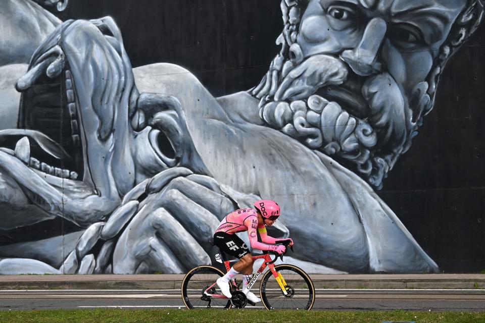 Rigoberto Uran of Colombia during the opening stage of O Gran Camiño cycling race. (Dario Belingheri/Getty Images)