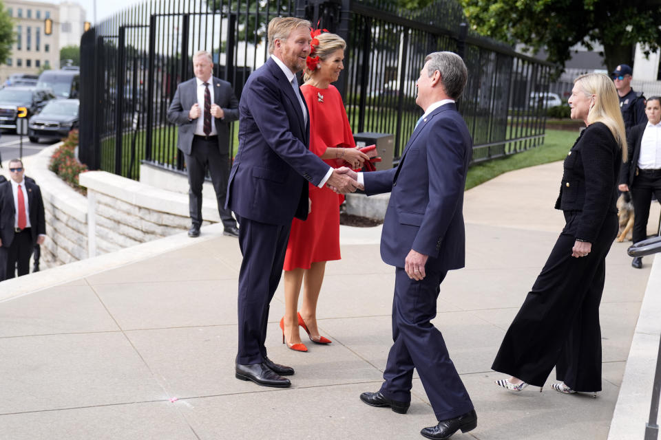 King Willem-Alexander and Queen Maxima of the Netherlands are greeted by Georgia Gov. Brian Kemp, right, and First Lady Marty Kemp at the Georgia State Capitol Building Monday, June 10, 2024, in Atlanta. (AP Photo/John Bazemore)