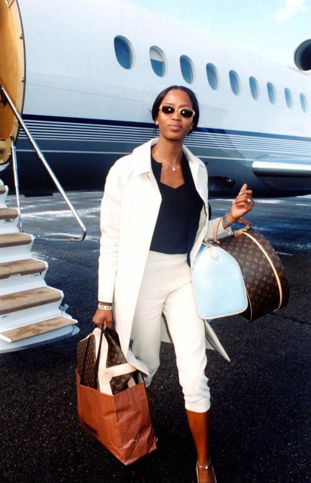 How to Look Devastatingly Good at the Airport, According to These Hollywood  Icons