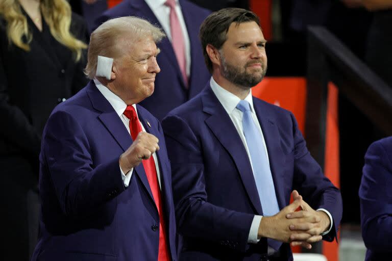 Trump con su compañero de fórmula para las elecciones de noviembre JD Vance