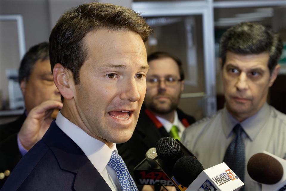 Image: Aaron Schock (Seth Perlman / AP)