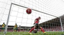 Football - Southampton v Norwich City - Barclays Premier League - St Mary's Stadium - 30/8/15 Dusan Tadic scores the third goal for Southampton Action Images via Reuters / Matthew Childs Livepic