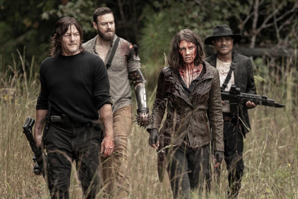 Norman Reedus as Daryl Dixon, Ross Marquand as Aaron, Lauren Cohan as Maggie Rhee, Seth Gilliam as Father Gabriel Stokes - The Walking Dead _ Season 11, Episode 16