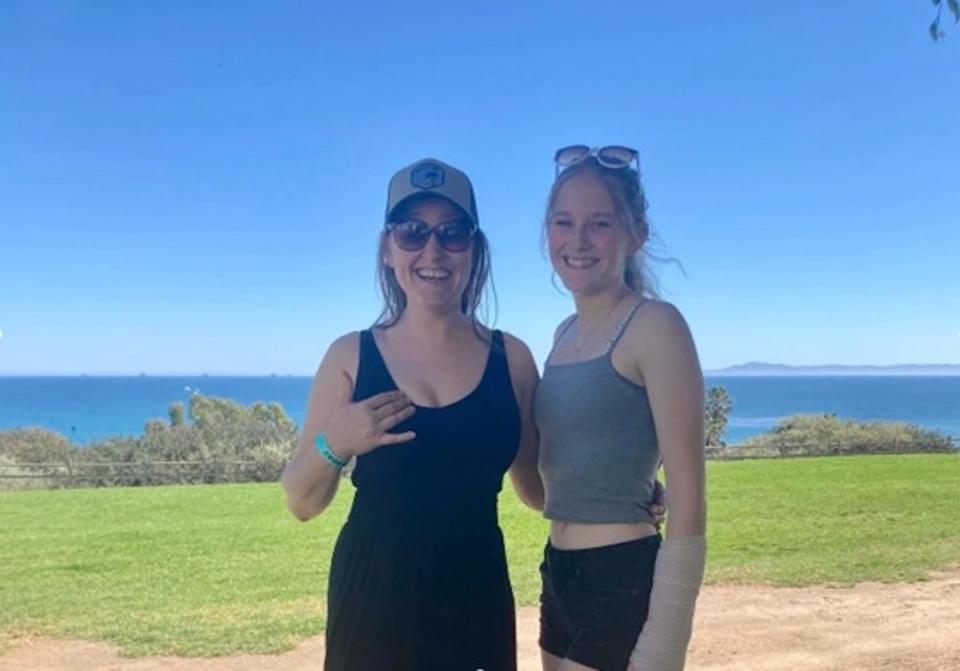 Kiely Rodni with her mother Lindsey Rodni-Nieman. Ms Rodni-Nieman said she will ‘never give up hope’ of finding her (Courtesy of Lindsey Rodni-Nieman)