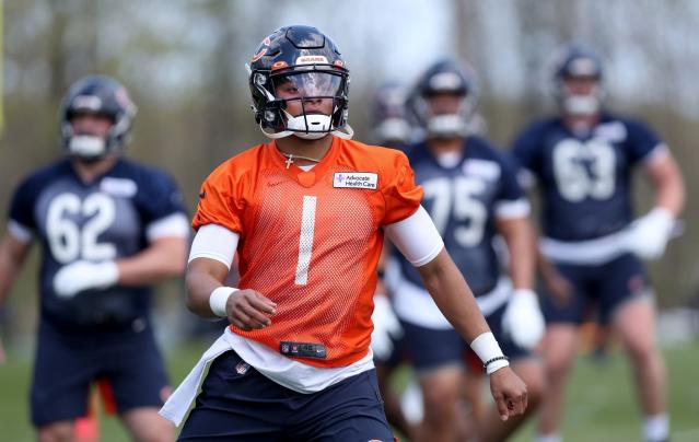 Column: As the Chicago Bears offense shows promise with Justin Fields, Matt  Nagy must balance the rookie QB's development with the 3-6 team's spot in  the NFC standings