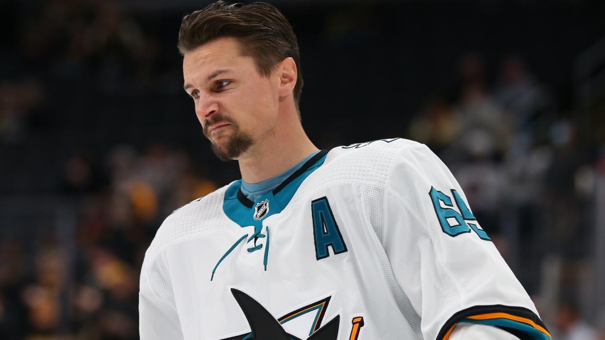 Erik Karlsson is one of seven Sharks players to enter the NHL's COVID-19 protocol. (Getty)