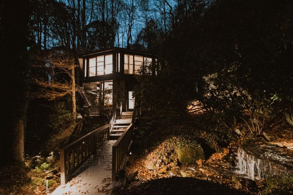 Glass Treehouse in Banner Elk, North Carolina