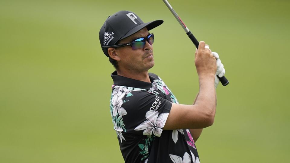 ickie Fowler watches after making a shot during the first round of the Dell Technologies Match Play Championship.