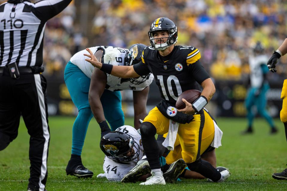 Pittsburgh Steelers quarterback Mitch Trubisky (10) reacts after a play during an NFL football game, Sunday, Oct. 29, 2023, in Pittsburgh.