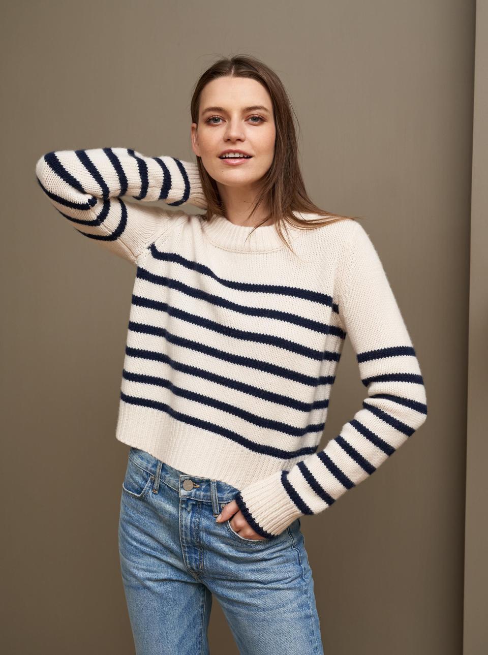 23) Mini Marin Sweater