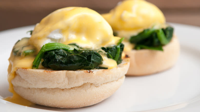 eggs florentine on plate