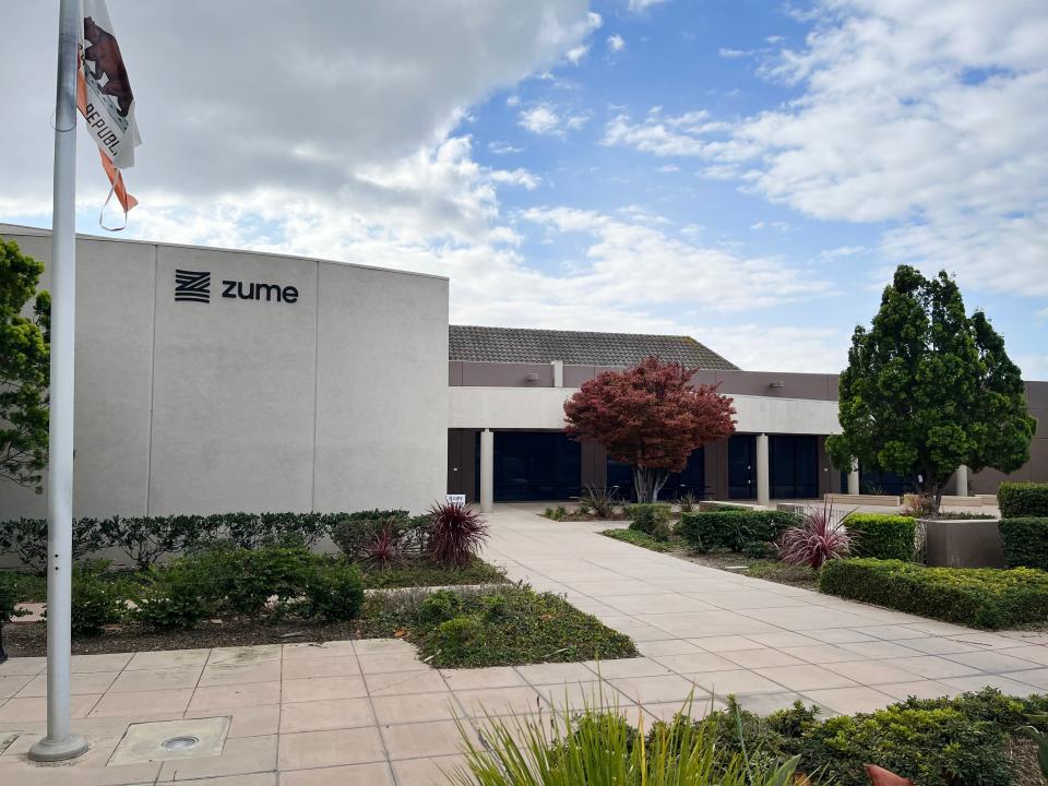 Zume Inc., a biodegradable food packaging designer based in Camarillo, told employees Tuesday it was shutting down its factory.