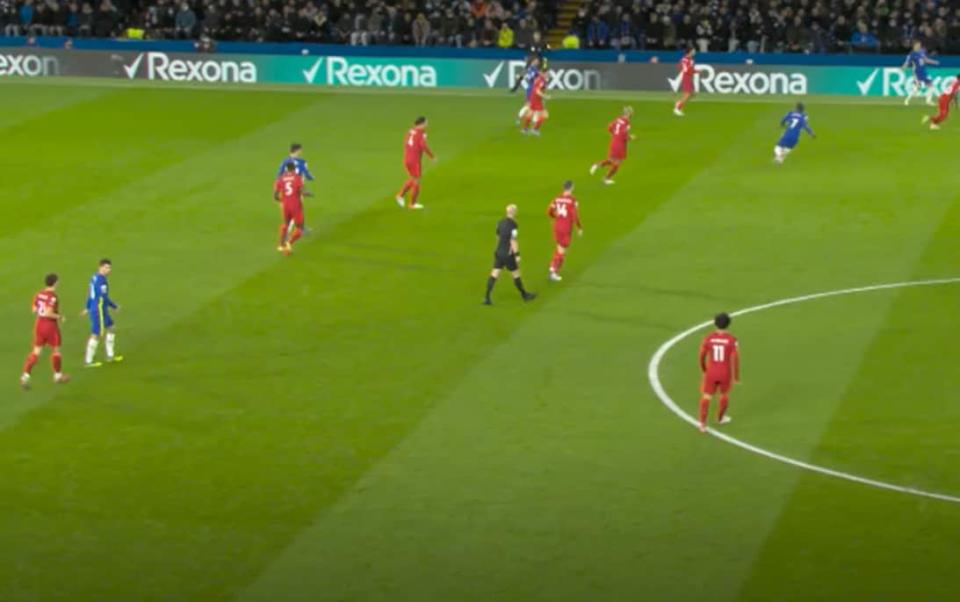 James Milner dropping into Liverpool's backline - ChelseaTV
