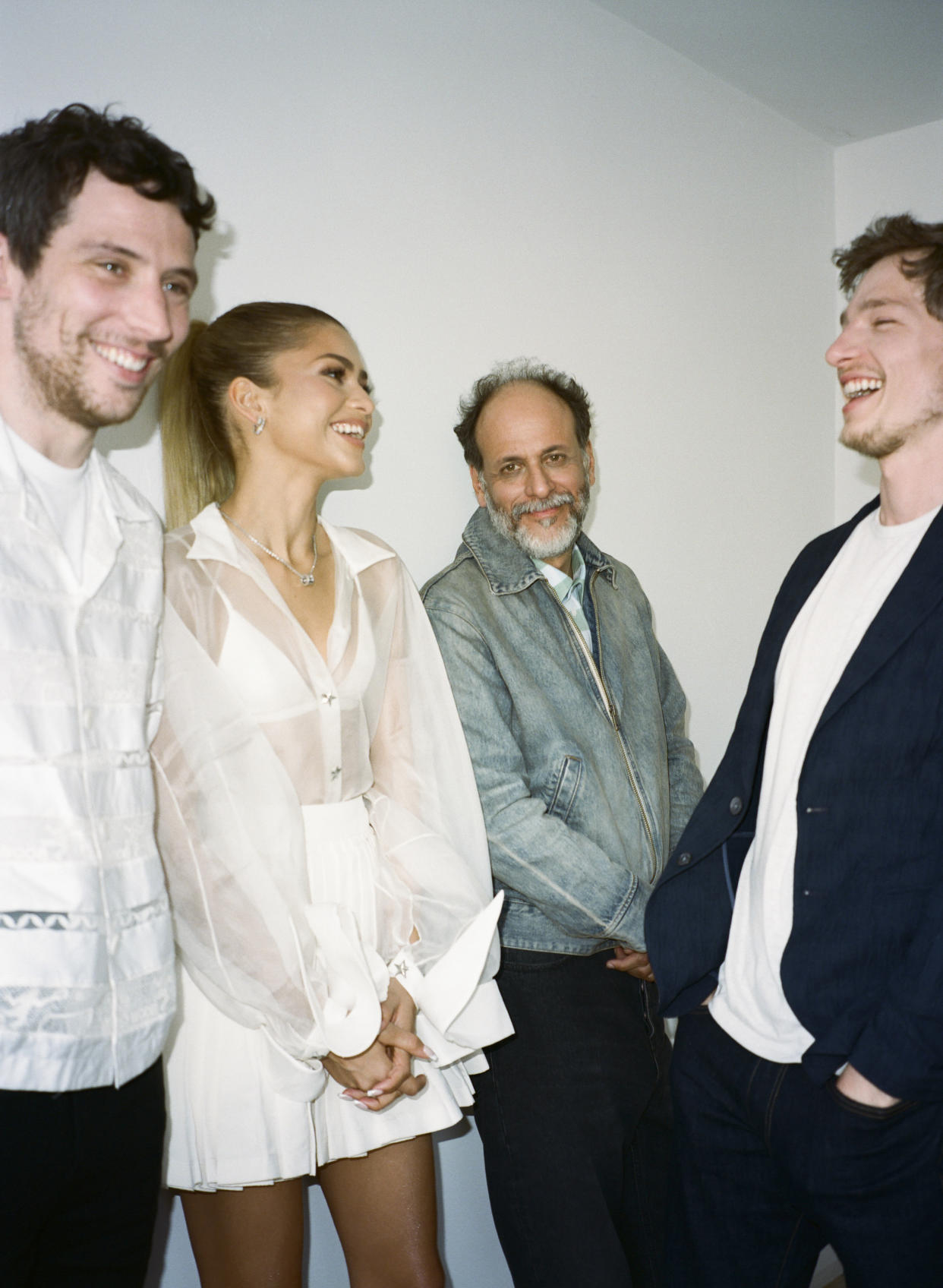 Los protagonistas de “Desafiantes”, de izquierda a derecha, Mike Faist, Zendaya y Josh O’Connor, en Los Ángeles, en abril de 2024. (Chantal Anderson/The New York Times).