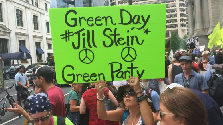 Green Party's Jill Stein targets Bernie Sanders voters in 'Jill not Hill' campaign