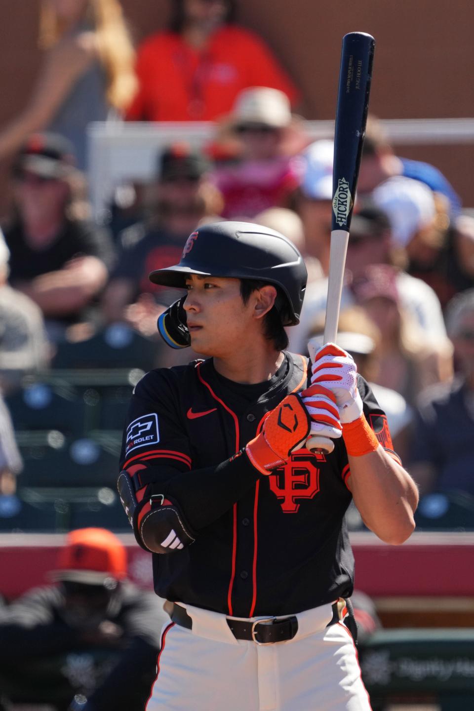 The Giants signed outfielder Jung Hoo Lee, who played in the KBO last season, to a $113 million deal.