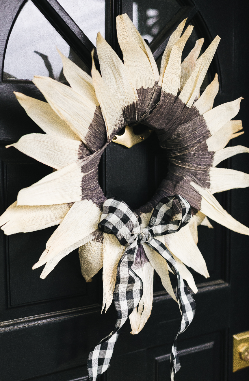 Dip-Dyed Corn Husk Wreath