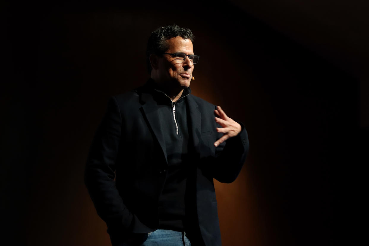 Marco Antonio Regil en una conferencia como parte del Festival Bienestar en Los Candiles en la Ciudad de México. (Photo by Adrián Monroy/Medios y Media/Getty Images)