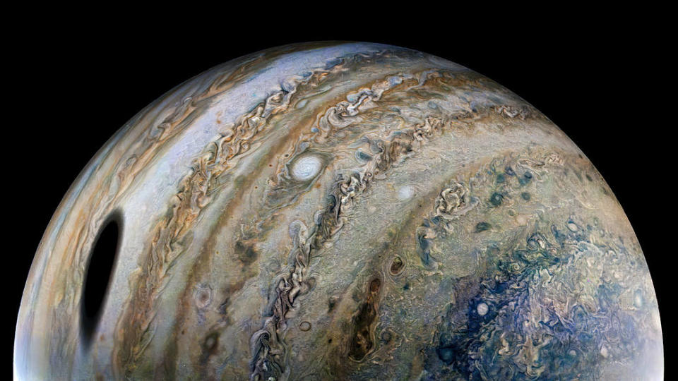 <div class="inline-image__caption"> <p>NASA’s Juno spacecraft captured this view of Jupiter during the mission’s 40th close pass by the giant planet on Feb. 25. </p> </div> <div class="inline-image__credit"> NASA/JPL-Caltech/SwRI/MSSS </div>