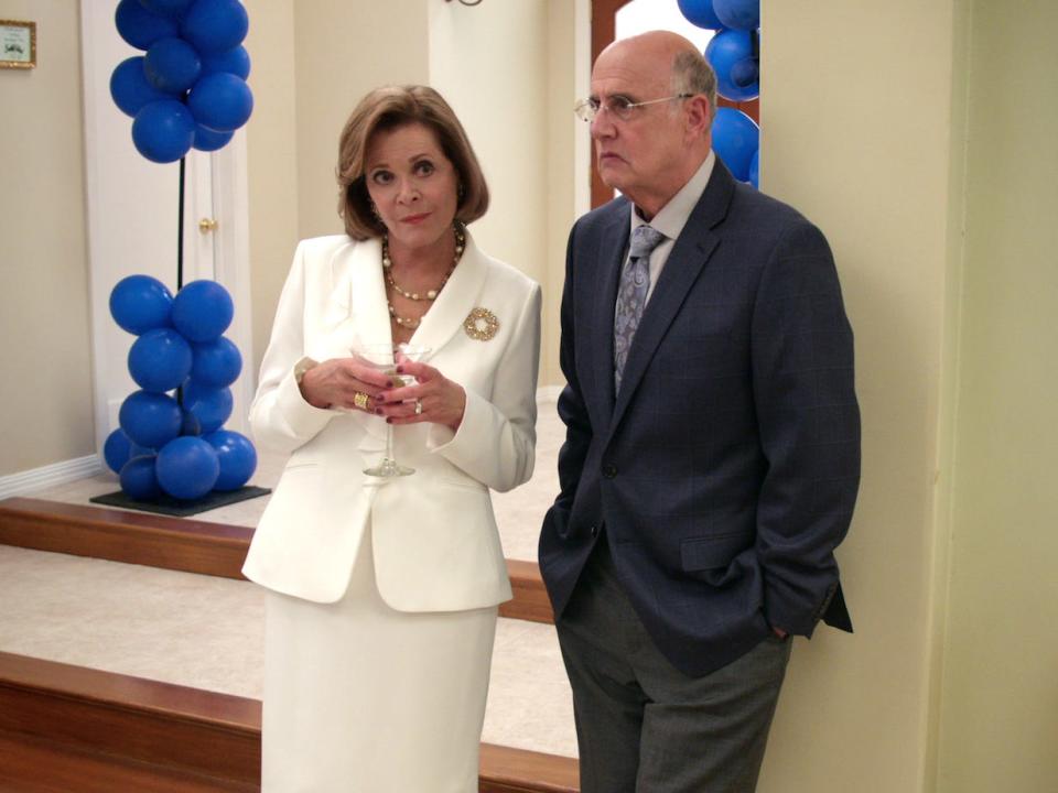 Arrested Development Season 5 Episode 9 Netflix