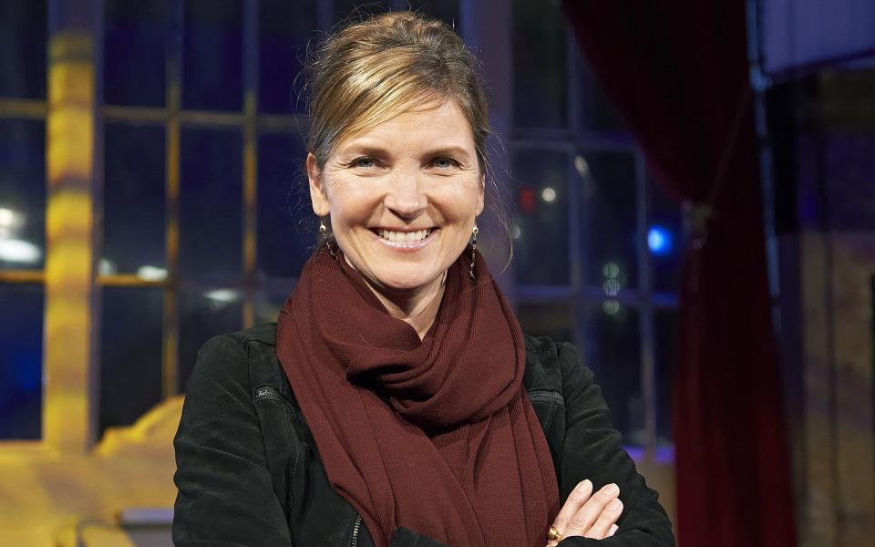 Susanne Pätzold hat seit 2014 im WDR-Fernsehen eine neue Heimat gefunden: als Ensemblemitglied in "Mitternachtsspitzen", der am längsten laufenden Kabarettsendung des deutschen Fernsehens. (Bild: WDR / Melanie Grande)