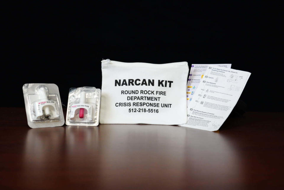 Narcan kit