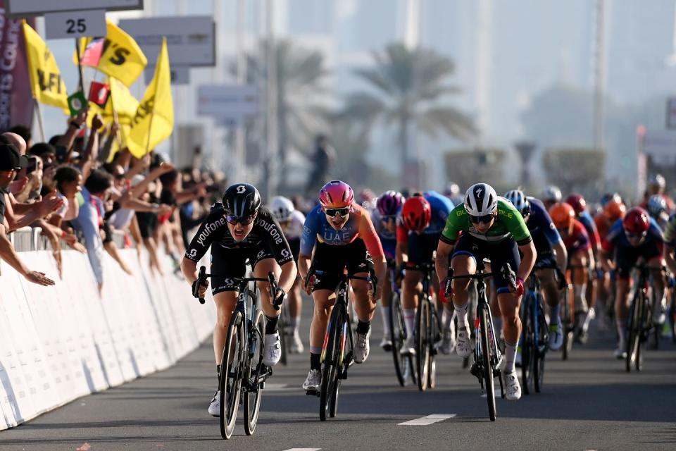 1st uae tour women 2023 stage 4