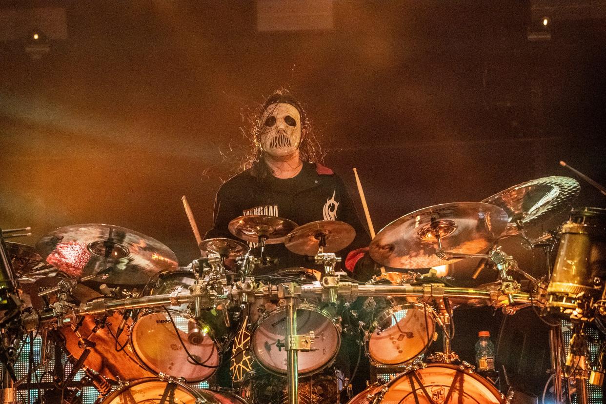 Slipknot drummer Jay Weinberg (pictured), who succeeded the band's original drummer Joey Jordison, is parting ways with the heavy metal group.