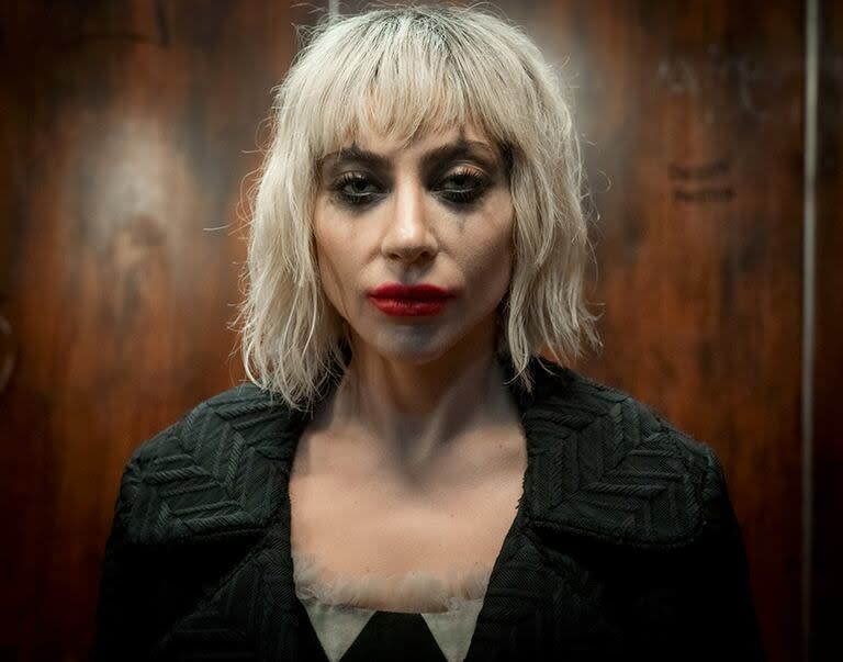 Lady Gaga con unos de sus rostros de Harley Quinn, en Joker: Folie a Deux