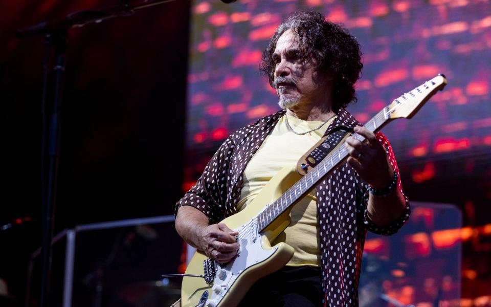 INDIANAPOLIS, INDIANA - SEPTEMBER 03: John Oates of Daryl Hall & John Oates performs on day 1 of the ALL IN Arts & Music Festival at Indiana State Fairgrounds on September 03, 2022 in Indianapolis, Indiana - Scott Legato/ Getty Images