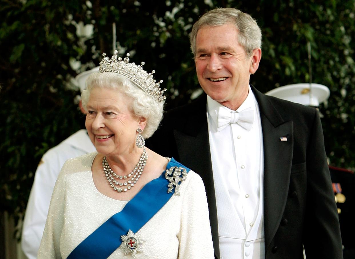 U.S. President George W. Bush (43rd president) and Her Majesty Queen Elizabeth II arrive on the North Portico of the White House for a formal white-tie state dinner on May 7, 2007 in Washington, DC. Queen Elizabeth II and Prince Phillip, the Duke of Edinburgh are on a six day trip to the United States.