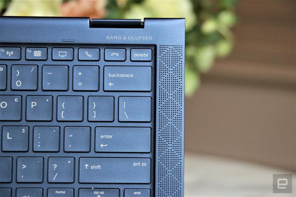 HP Elite Dragonfly hands-on

Cherlynn Low / Axget