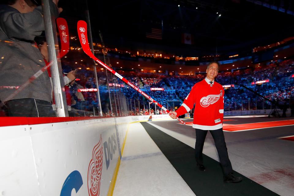 Former Detroit Red Wings star Chris Chelios enters a ceremony honoring Joe Louis Arena on April 9, 2017. (Getty)