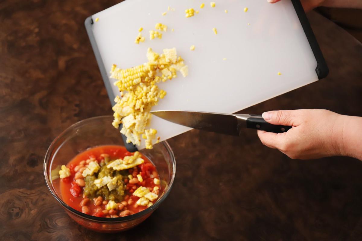 The 2 Best Plastic Cutting Boards of 2024, Tested and Reviewed