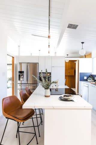 <p>Design by <a href="https://cathiehonginteriors.com/#/palo-alto-multigenerational-home-2019/" data-component="link" data-source="inlineLink" data-type="externalLink" data-ordinal="1" rel="nofollow">Cathie Hong Interiors</a> / <a href="http://www.christyqphoto.com/" data-component="link" data-source="inlineLink" data-type="externalLink" data-ordinal="2" rel="nofollow">Christy Q. Photography</a></p>