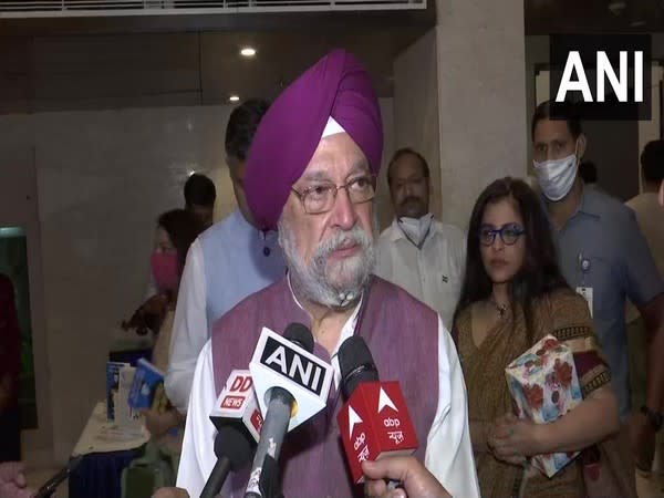 Union Minister for Housing and Urban Affairs Hardeep Singh Puri (Photo/ANI)