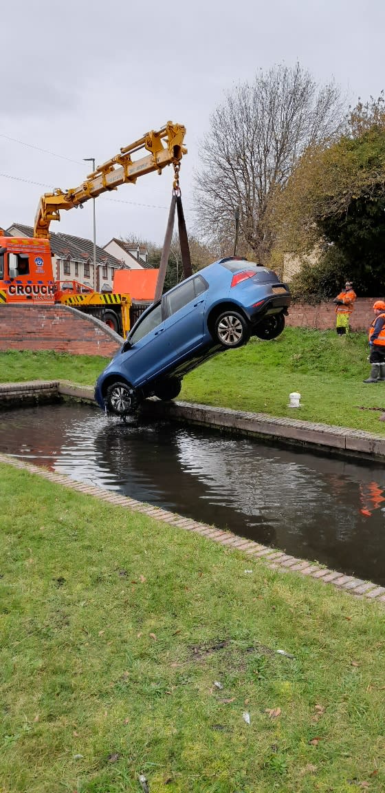 The Canal & River Trust said each operation to lift a car out could cost an average of £10,000. (Canal & River Trust)