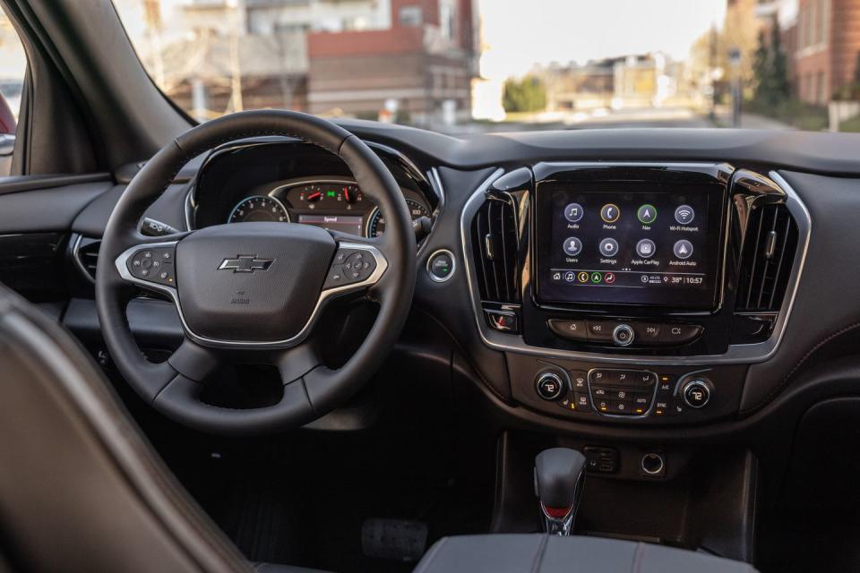 2023 chevrolet traverse rs