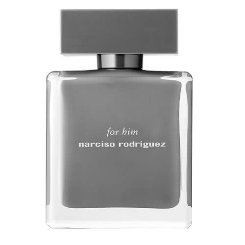 6) Narciso Rodriguez