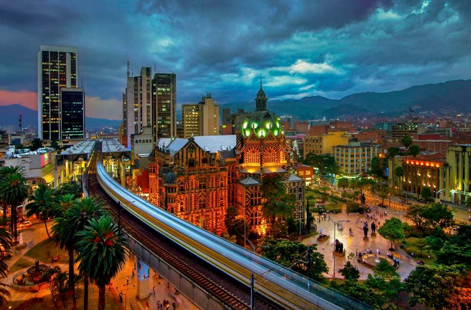 Plaza Botero, Medellín, Colombia