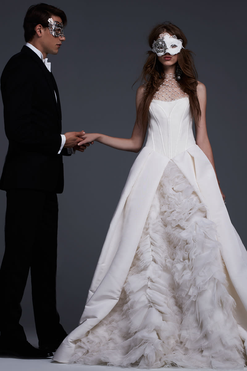 <p>Vera, the veteran designer of bridal dresses — she never ceases to impress us, as she does with this <i>Phantom of the Opera</i>-inspired gown. </p><p><i>(Photo: Courtesy of Vera Wang) </i></p>