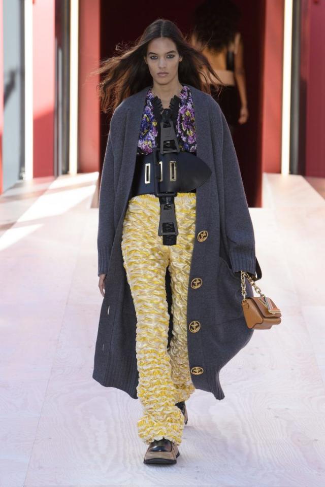 Our Favourite Looks from Louis Vuitton Pre-Fall 2023 - Harper's BAZAAR  Malaysia