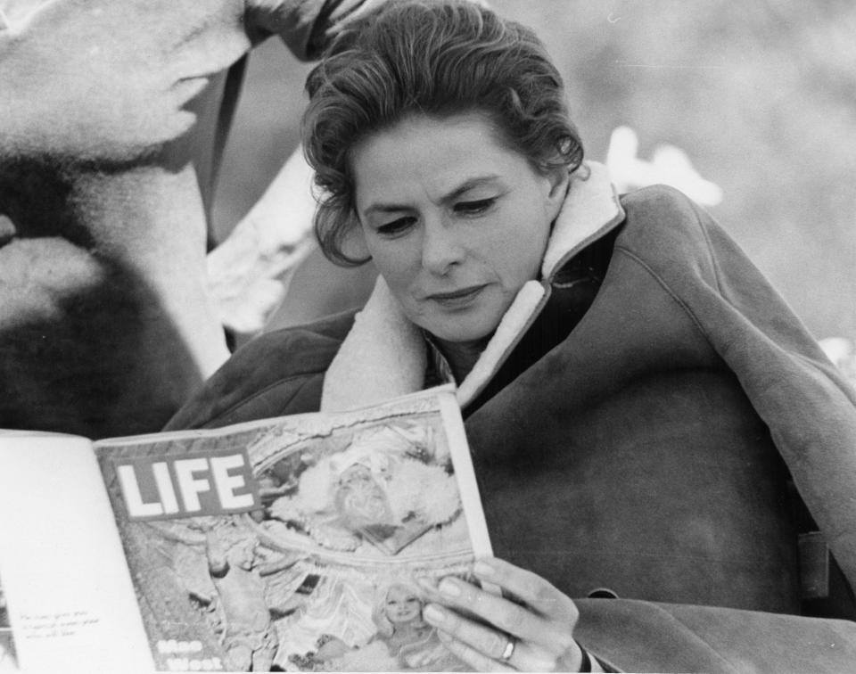 Ingrid Bergman reads “Life” between takes in “Walk in Spring Rain”, in 1969.