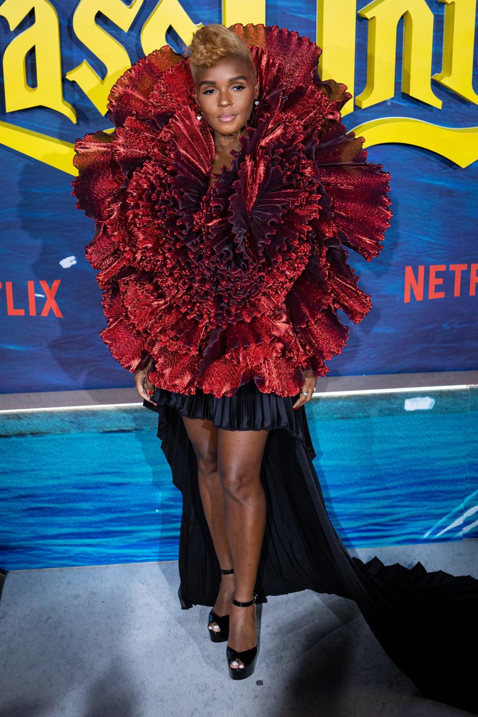 Janelle Monáe attends the "Puñales Por La Espalda: El Misterio De Glass Onion" premiere on October 19, 2022.