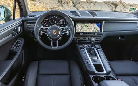 2019 Porsche Macan (facelift - embargo to 10/12/18)